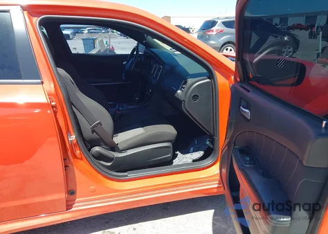 2019 Dodge Charger Scat Pack Rwd z USA, uszkodzony, nr VIN 2C3CDXGJ5KH653516